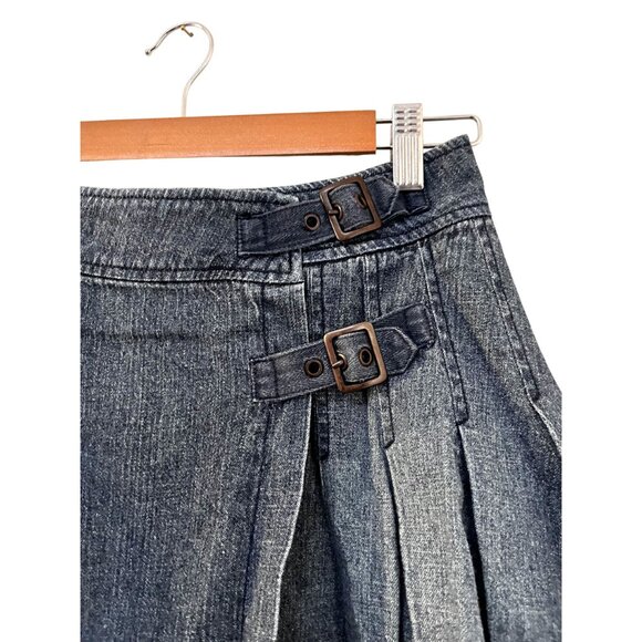 Vintage Y2K L.E.I. Women's Juniors Denim Buckled Pleated Mini Skirt Size 1 - Picture 2 of 7